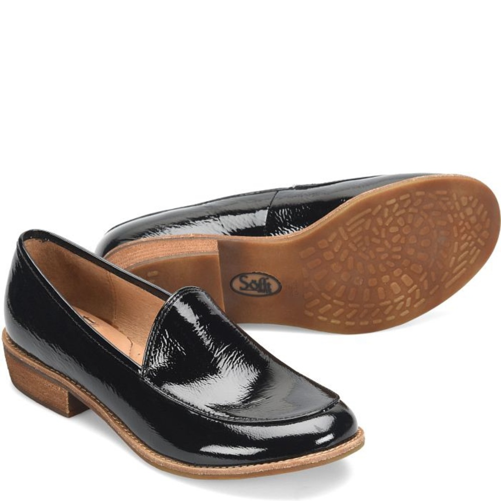NIB Sofft “Napoli” black patent loafers, size 10